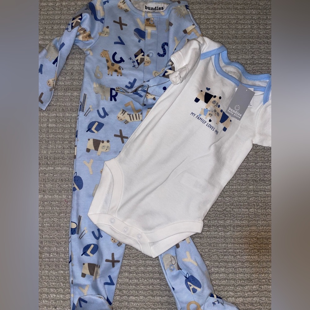 NWT Bundles Baby Place 2 Piece Onesie & Footie Set
